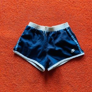 Vintage 70’s-80’s navy blue nike made in the USA shorts . Size L